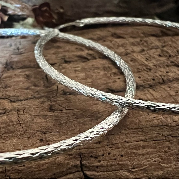 New Mexicana Silver 925 Earrings Hoops 2” Silver Tubes Large Diamond Cut Mexico - Picture 4 of 6